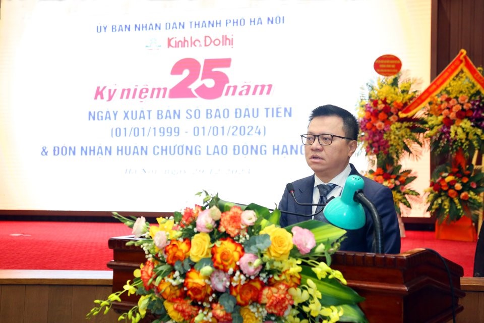 Tổng Bi&ecirc;n tập B&aacute;o Nh&acirc;n d&acirc;n, Ph&oacute; Trưởng Ban Tuy&ecirc;n gi&aacute;o Trung ương, &nbsp;Chủ tịch Hội Nh&agrave; b&aacute;o Việt Nam L&ecirc; Quốc Minh ph&aacute;t biểu tại buổi lễ.