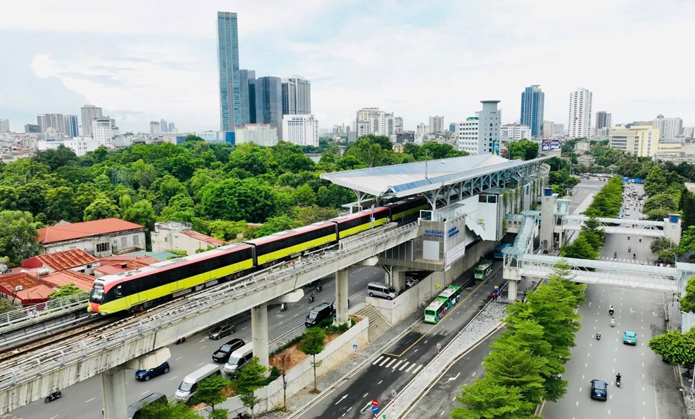 Hà Nội miễn tiền vé sử dụng phương tiện hành khách công cộng có trợ giá từ ngày 30/8 đến hết 2/9 - ảnh 1