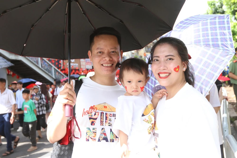 Người dân hạnh phúc, tự hào và biết ơn khi xem A80 - ảnh 3