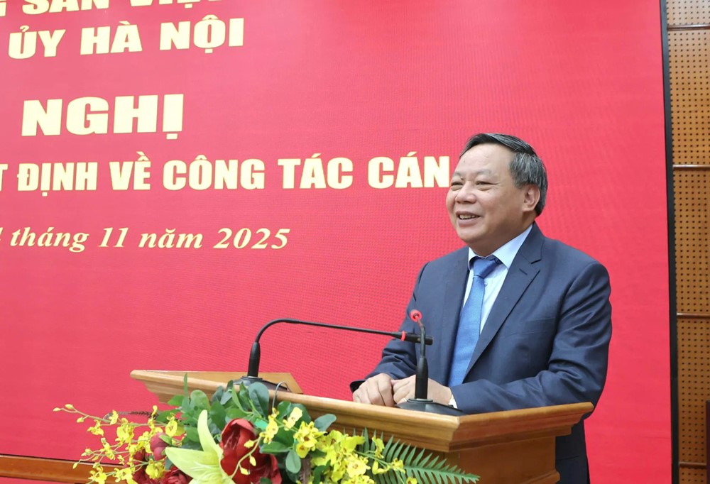 Công bố Quyết định về công tác cán bộ tại Ủy ban Mặt trận Tổ quốc Việt Nam Thành phố Hà Nội - ảnh 5