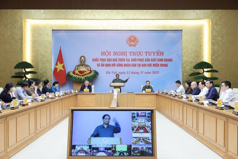 Thủ tướng: Khẩn trương xây dựng lại 1.900 nhà sập đổ, 67.000 nhà tốc mái cho đồng bào miền Trung- Ảnh 5.