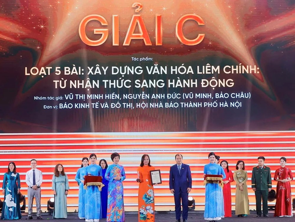 Hình ảnh 7 Báo Kinh tế & Đô thị đoạt 3 Giải Báo chí Quốc gia lần thứ XIX - năm 2024 - ảnh 7