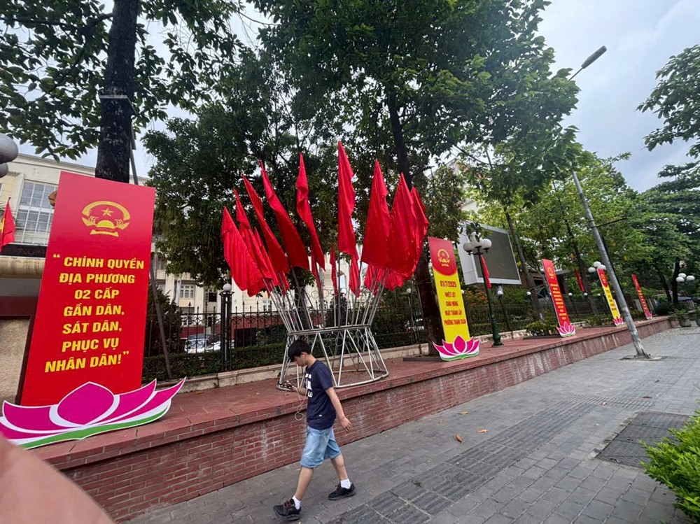 Hôm nay, 30/6, đồng loạt công bố các nghị quyết, quyết định về thực hiện mô hình chính quyền địa phương 2 cấp - ảnh 1