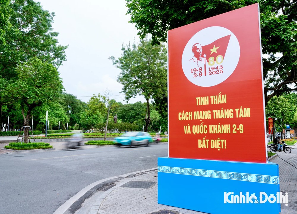 Hà Nội rực rỡ cờ hoa chào mừng 80 năm Quốc khánh - ảnh 9