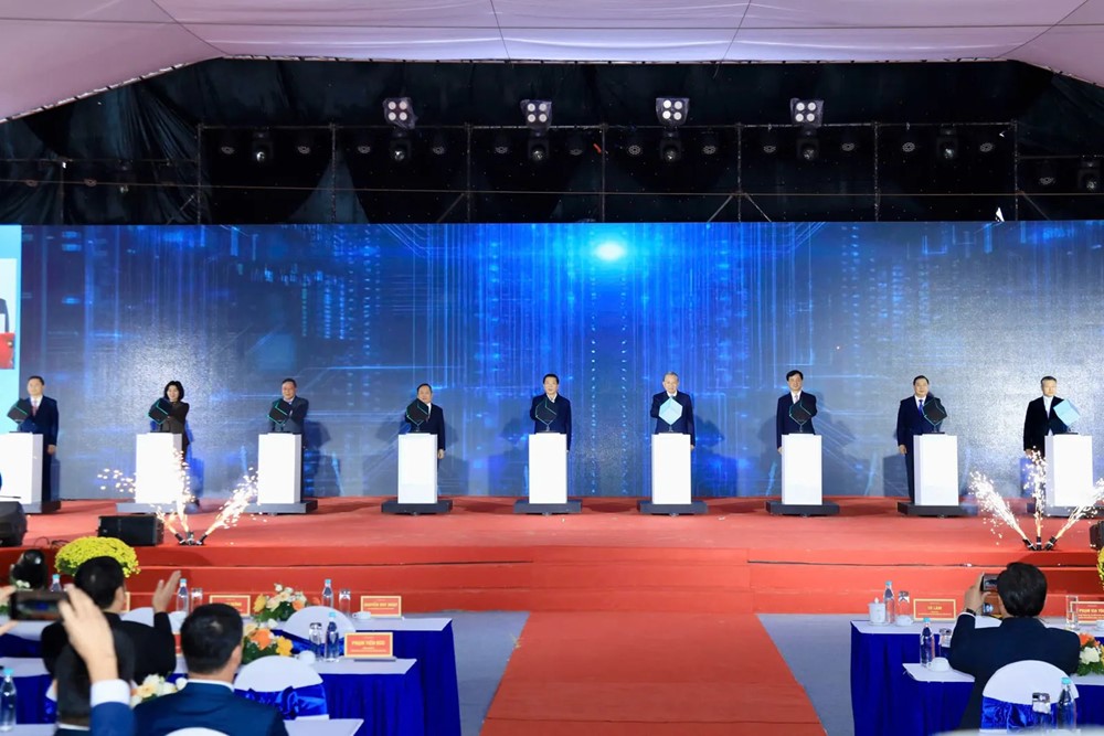 Tiếp nối truyền thống vẻ vang của Đảng, Đảng bộ thành phố Hà Nội xây dựng mô hình lãnh đạo hiện đại, chuyên nghiệp, vì dân - ảnh 11