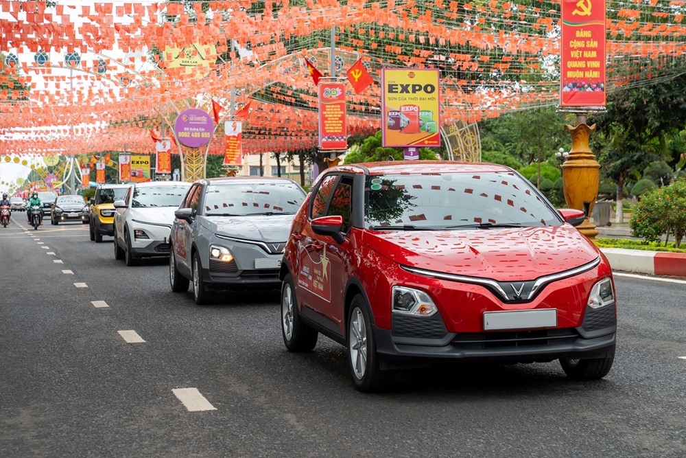 Vingroup là doanh nghiệp tư nhân nộp ngân sách lớn nhất cả nước - ảnh 2