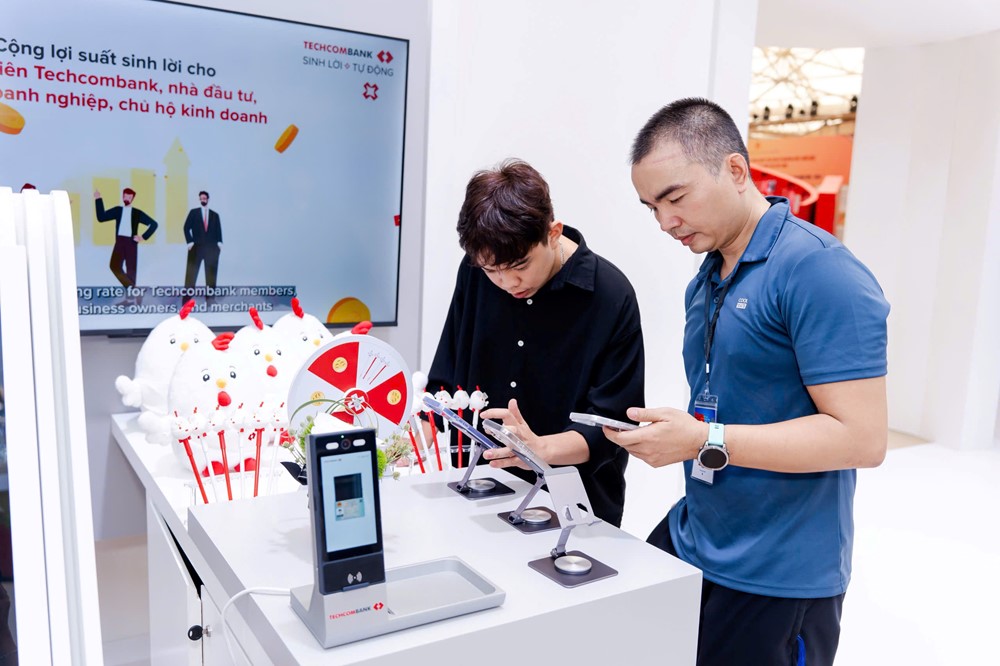 Techcombank ghi dấu ấn tại “Triển lãm thành tựu đất nước” - ảnh 2