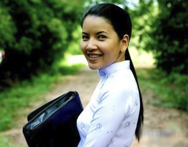 Diễn viên Ngọc Trinh qua đời: Những vai diễn để đời của nữ NSƯT trên sân khấu và màn ảnh  - ảnh 2