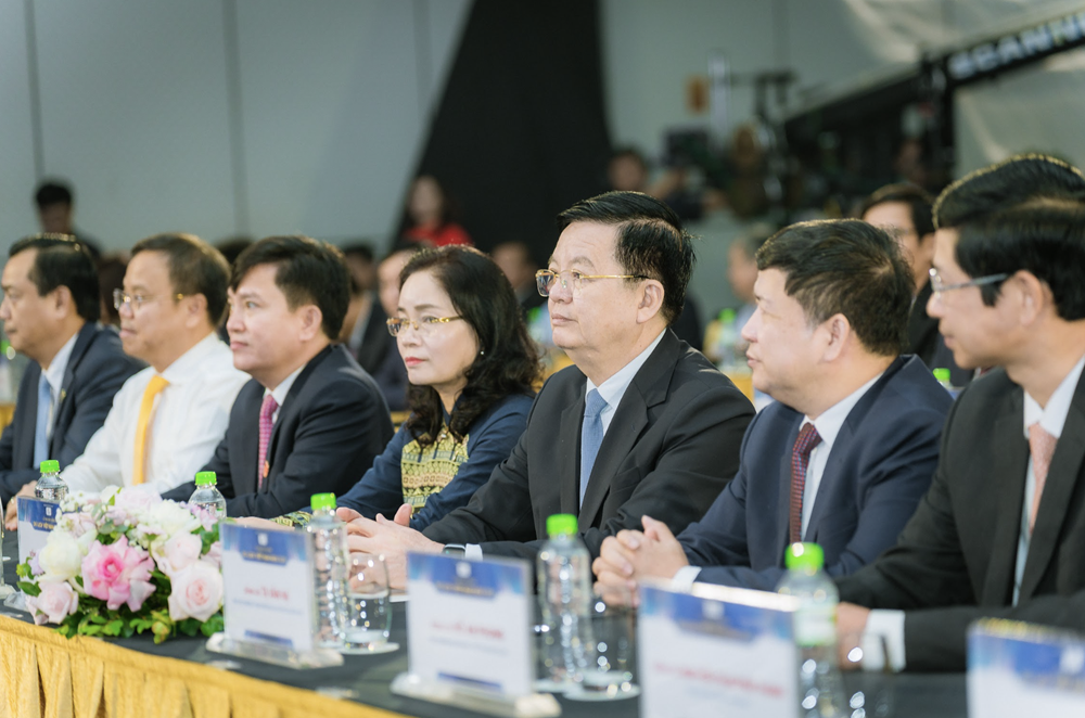 Dragon Golf Links được vinh danh “Top 10 Sân gôn phục vụ khách du lịch tốt nhất” - ảnh 2