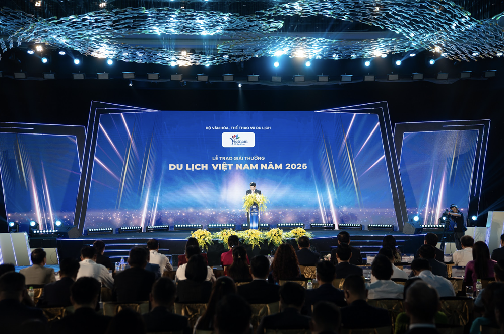 Dragon Golf Links được vinh danh “Top 10 Sân gôn phục vụ khách du lịch tốt nhất” - ảnh 1