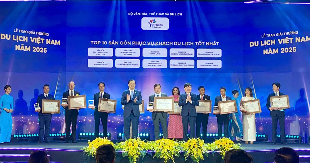 Dragon Golf Links được vinh danh “Top 10 Sân gôn phục vụ khách du lịch tốt nhất” - ảnh 5