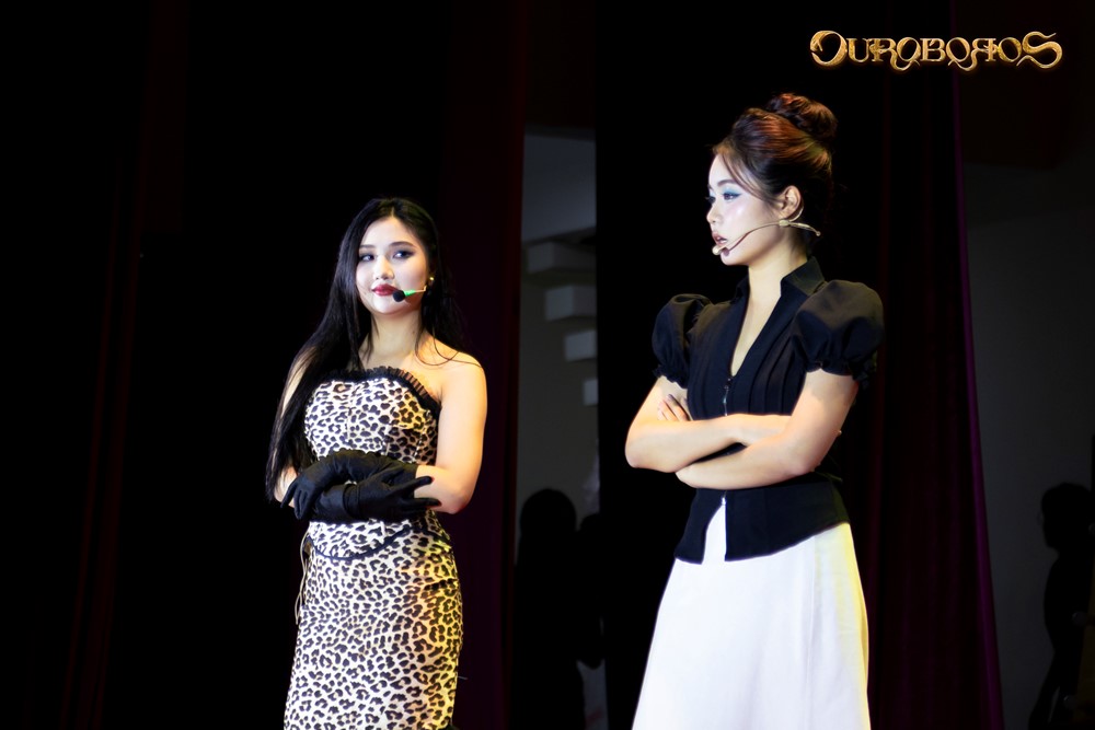 Hòa mình trong không khí náo nhiệt tại đêm hội Halloween trường Báo - ảnh 5