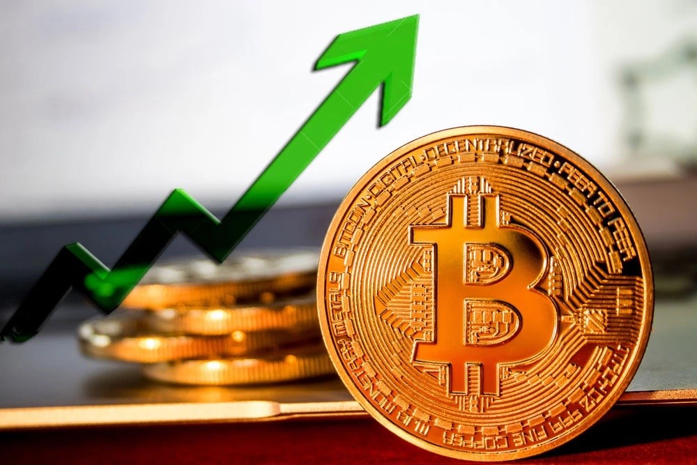 Bitcoin tăng mạnh trở lại sau đợt bán tháo: Mừng hay lo? - ảnh 1