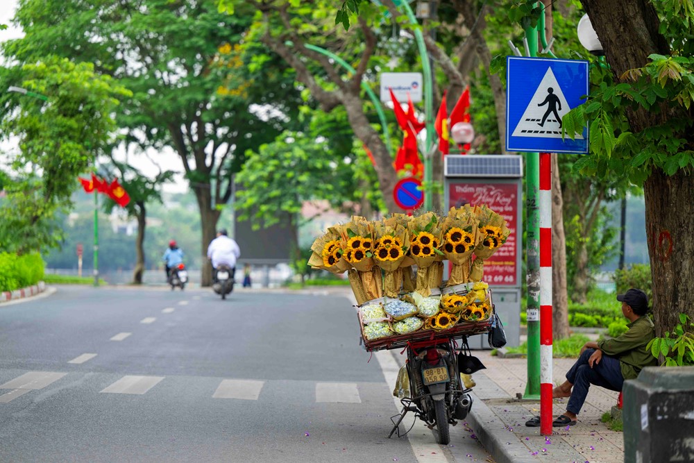 Con đường duy nhất giữa lòng Thủ đô được Bác Hồ đặt tên, dài chỉ 1km nhưng thuộc địa bàn 4 phường, là nơi tọa lạc của ngôi chùa cổ nhất Hà Nội - ảnh 2