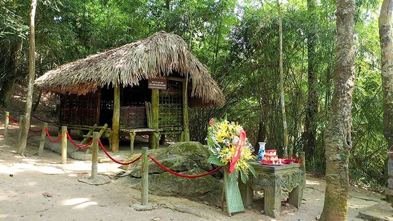 Ngôi làng duy nhất Việt Nam được ví như ‘Trung tâm Thủ đô lâm thời', không có liệt sĩ dù hàng trăm người ra trận, từng là nơi ở và làm việc của Bác Hồ, Đại tướng Võ Nguyên Giáp - ảnh 2