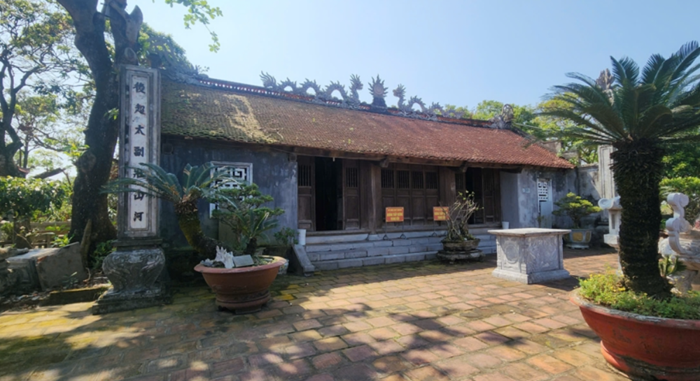 Ngôi đền linh thiêng tuổi đời hơn 800 năm tại thành phố lớn thứ 3 Việt Nam: Thờ vị thần có thật, được xếp hạng di tích lịch sử quốc gia - ảnh 4