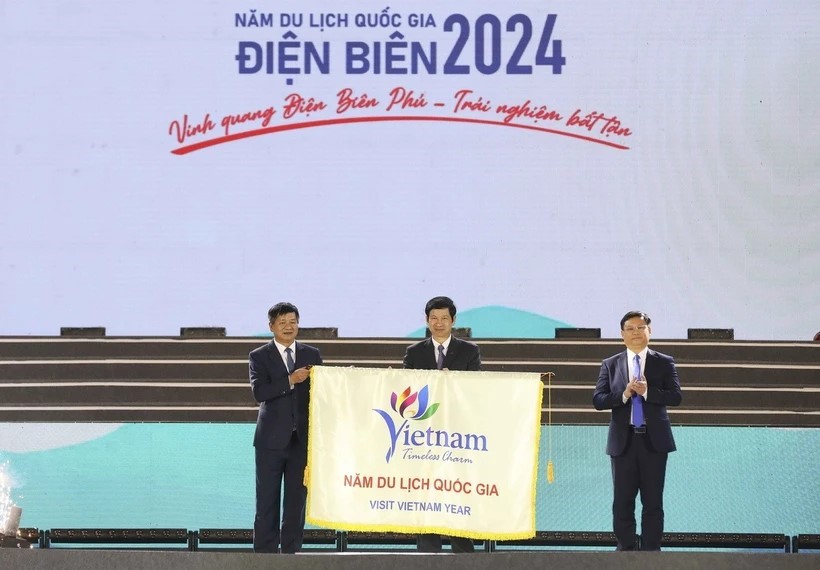 Nơi sắp là thành phố trực thuộc Trung ương thứ 6 của Việt Nam chính thức đăng cai Năm Du lịch quốc gia 2025 - ảnh 1