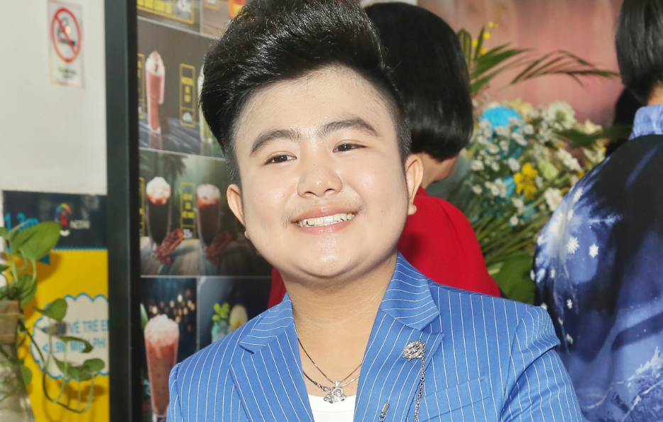 ‘Hiện tượng nhí’ Tin Tin từng lừng lẫy một thời: Kiếm 400 triệu đồng/tháng, ngoại hình tuổi 13 gây bất ngờ - ảnh 4