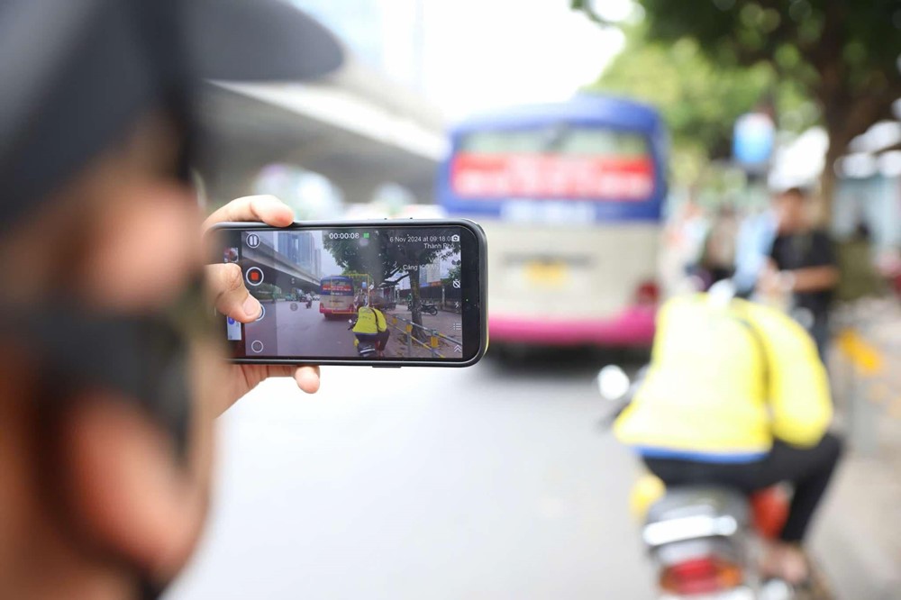 Từ 1/1/2025, báo tin vi phạm giao thông, người dân được trả đến 5 triệu đồng  - ảnh 2