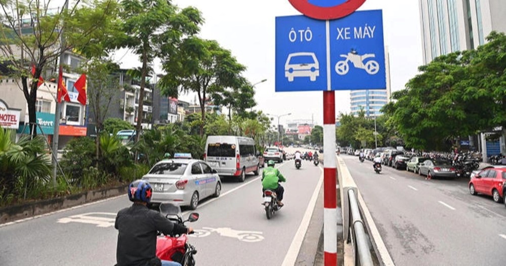 Đi sai làn đường có thể bị phạt lên đến 22 triệu đồng, tài xế đặc biệt lưu ý  - ảnh 1