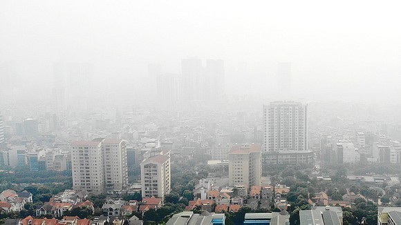 Nghiên cứu mới phát hiện điều khó tin: Ô nhiễm bụi mịn có thể bảo vệ làn da khỏi tia UV, giảm nguy cơ ung thư  - ảnh 1