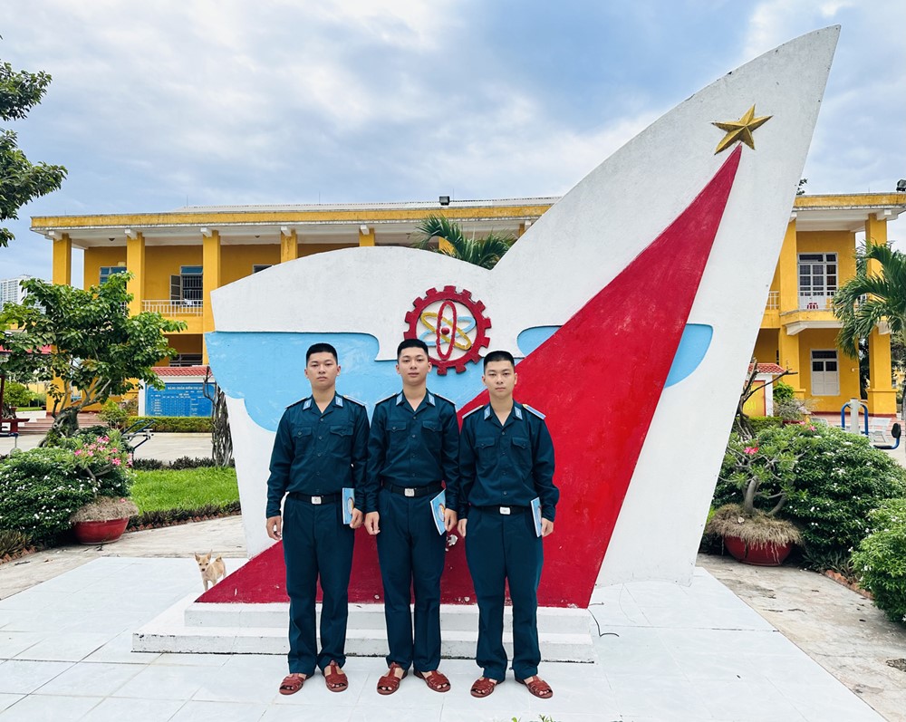 Ngành học lần đầu tiên Bộ Quốc phòng tuyển sinh tại Việt Nam: Chỉ tuyển thí sinh nam, sau tốt nghiệp làm chỉ huy tham mưu không quân  - ảnh 3