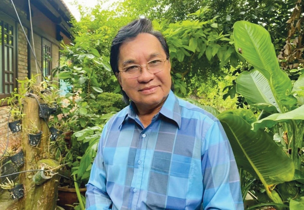 Nam NSND là ‘giọng ca vàng’ của làng cải lương Việt nguy kịch vì ngưng tim: Giờ ‘hồi sinh’ thần kỳ sau 3 tuần chữa trị, tỉnh táo hát vọng cổ tặng bác sĩ - ảnh 6