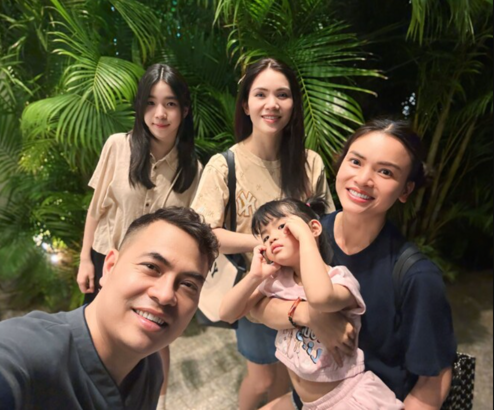 Ca sĩ là nữ NSND trẻ nhất Việt Nam từng 2 lần đổ vỡ, giờ viên mãn bên bạn đời mới, vi vu du lịch sau lễ ăn hỏi - ảnh 3