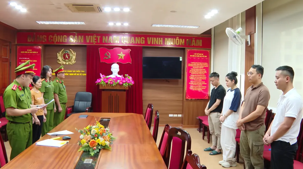 Mức lợi nhuận ‘khủng’ từ bán kẹo Kera của Hằng Du Mục và Quang Linh Vlogs: Doanh thu hơn 20 tỷ, lãi tới 17 tỷ đồng - ảnh 2