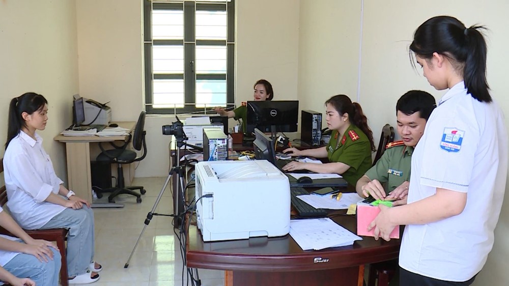 Làm căn cước mới trước 31/12/2025, người dân sẽ hưởng quyền lợi đặc biệt này - ảnh 2