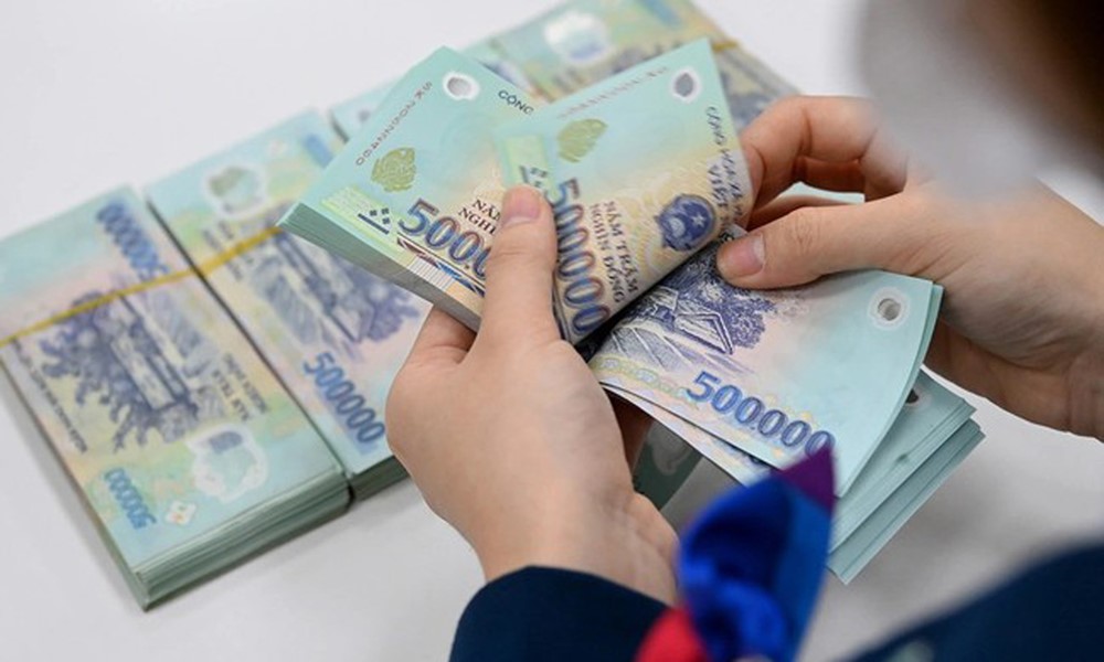 Bộ Nội vụ đề xuất trả lương công chức ‘ngang’ tư nhân để giữ chân nhân tài - ảnh 3