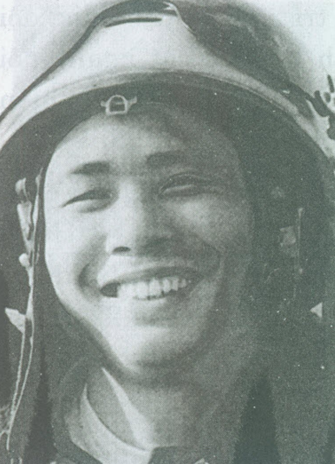 Chiến sĩ 8 lần bắn hạ máy bay phản lực của Mỹ, 2 lần vinh dự gặp Bác Hồ, từng giữ chức Phó tư lệnh Quân chủng Phòng không - Không quân - ảnh 2