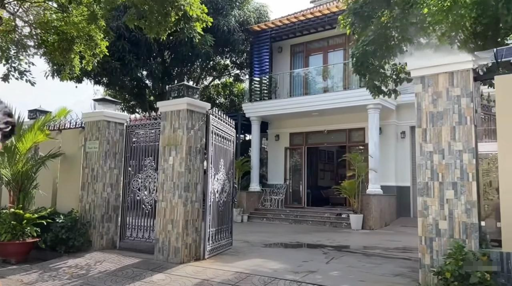 NSND có biệt thự bề thế, nhà hàng mặt tiền nghìn m2: U70 sung túc, hạnh phúc bên vợ nổi tiếng - ảnh 4