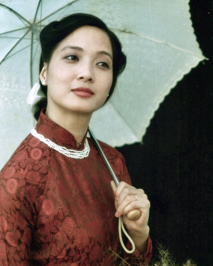 Nữ diễn viên được phong NSND trước tuổi, nhan sắc hồi trẻ đẹp tựa ‘nữ thần’: Xế chiều vẫn đam mê nghệ thuật, hạnh phúc bên chồng là đạo diễn nổi tiếng - ảnh 4