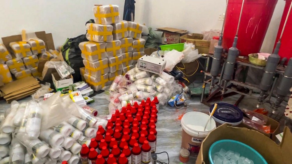 Bắt giữ Nguyễn Văn Vĩnh, SN 1991 vì sản xuất thuốc diệt chuột ‘giả’ từ gạo, cám và vỏ trấu - ảnh 3