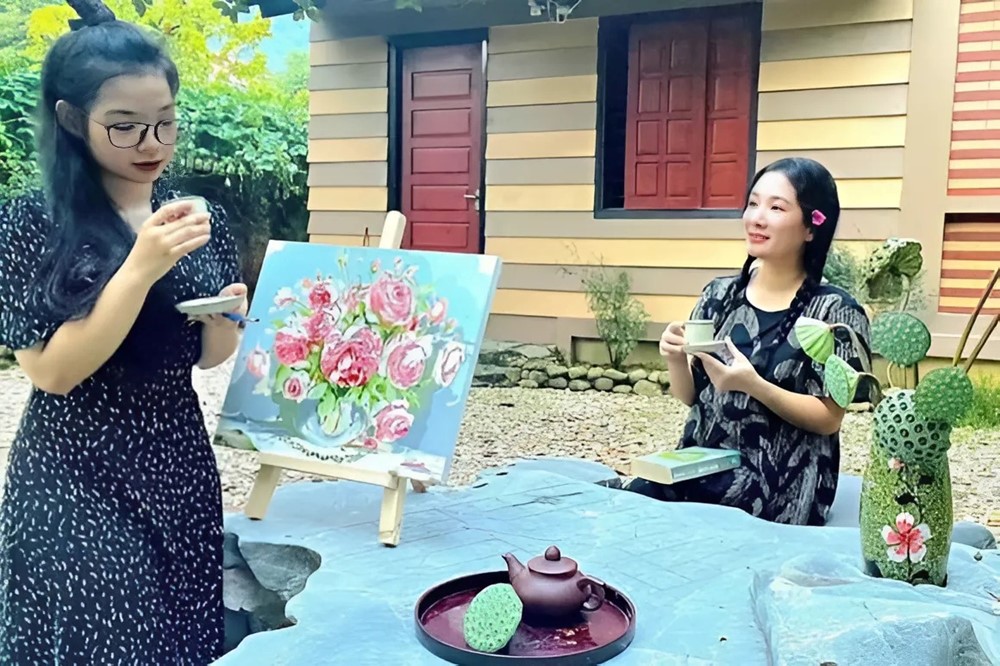 Nữ nghệ sĩ bị nhầm là vợ ‘Vua hài đất Bắc’, nhan sắc tuổi 56 trẻ đẹp, ở nhà vườn rộng hàng nghìn m2 ngoại thành Hà Nội - ảnh 7