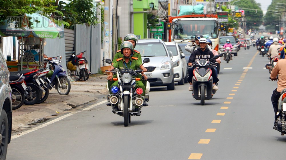 Từ hôm nay, TP.HCM cấm xe 7 tuyến đường chính: Người dân lưu ý - ảnh 1