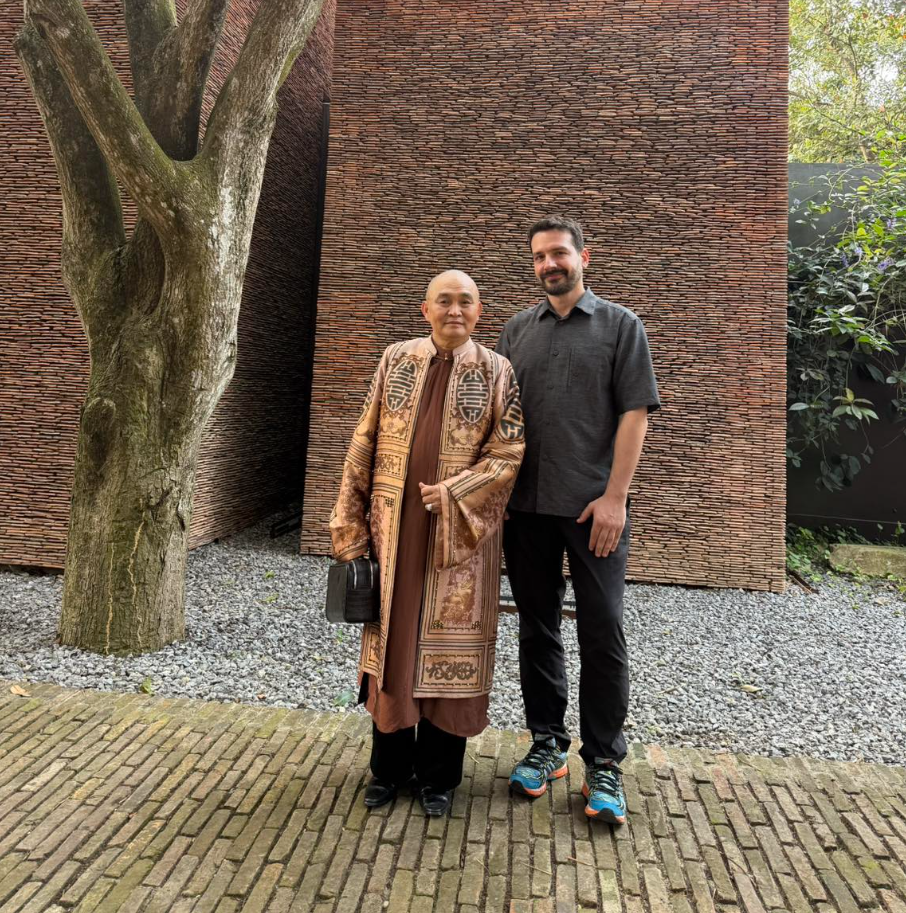 Danh hài nổi tiếng khắp Việt Nam mất tới 8 năm sưu tầm 5 triệu viên ngói cổ, xây biệt phủ rộng 5.000m2: Được Tạp chí Ý đánh giá là dự án kiến trúc tốt nhất thế giới - ảnh 12