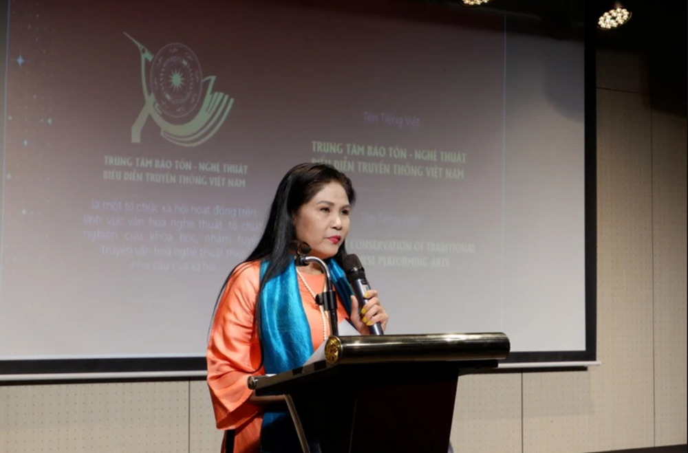 Nữ NSND nổi tiếng làng chèo miền Bắc, U60 nghỉ hưu vẫn làm giám đốc, được chồng trẻ yêu chiều dù không con chung - ảnh 4