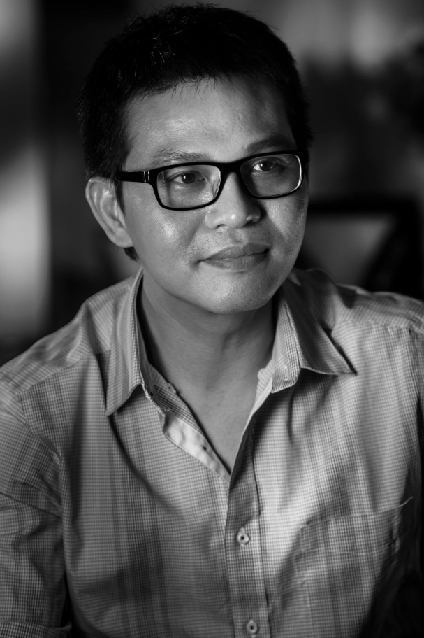 NSND là Giám đốc Nhà hát Kịch Hà Nội, từng đỗ cùng lúc 4 trường đại học, đời tư kín tiếng sau nên duyên với vợ kém 19 tuổi - ảnh 2