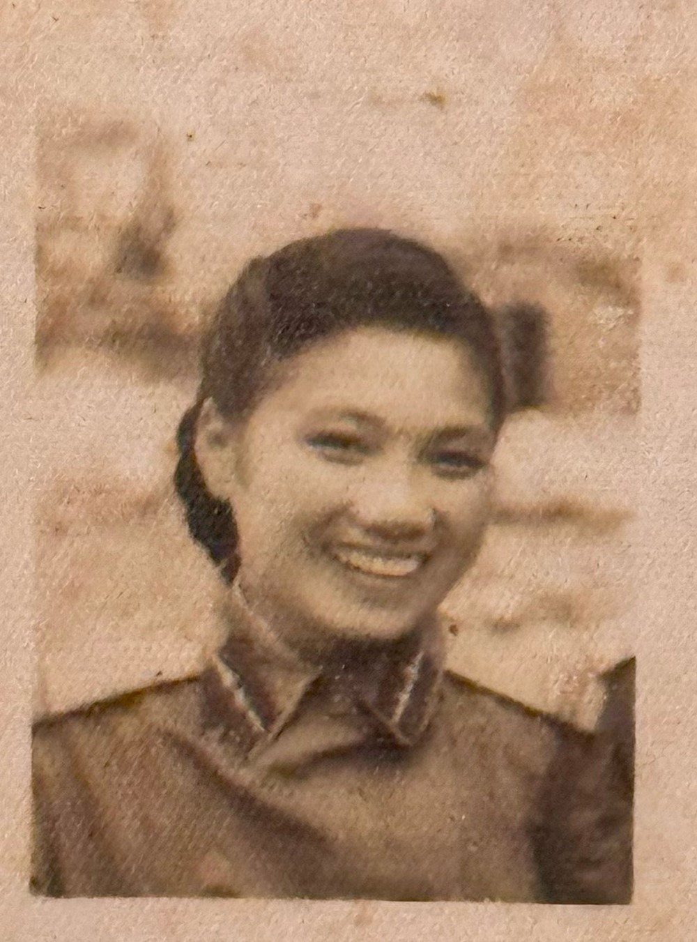 Nữ ca sĩ hot hit nhất nhì Việt Nam lần đầu ‘flex’ gia đình toàn quân nhân, có tới 3 người mang hàm Đại tá - ảnh 5