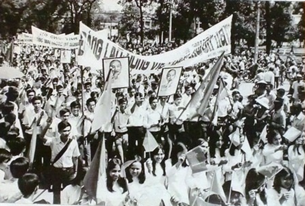 Ngày 30/4/1975: Chiến dịch Hồ Chí Minh toàn thắng, giải phóng hoàn toàn miền Nam, thống nhất đất nước - ảnh 3