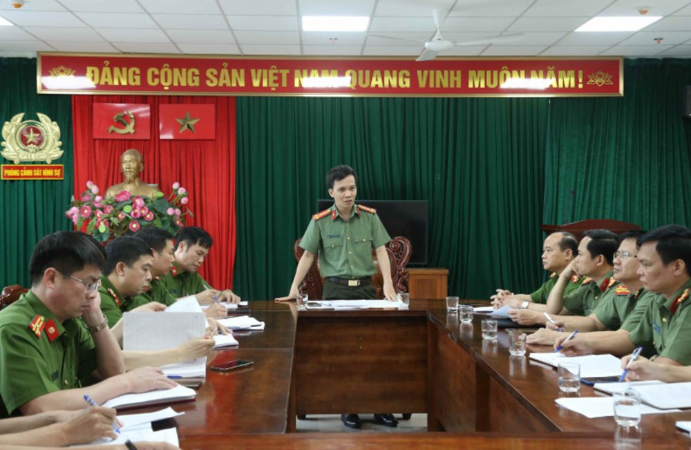 Bộ Công an ‘đánh sập’ sàn giao dịch ngoại hối lừa đảo: Hơn 4.000 bị hại trên cả nước bị chiếm đoạt gần 300 tỷ đồng - ảnh 1