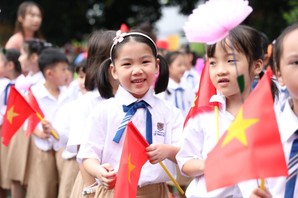 ‘Chốt’ chủ trương dạy 2 buổi/ngày, miễn học phí từ năm học tới - ảnh 2