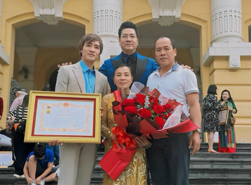 Gia đình hiếm hoi có hai anh em được phong NSND: Người là biên đạo múa nổi tiếng, người sở hữu giọng bass hiếm bậc nhất Việt Nam - ảnh 6