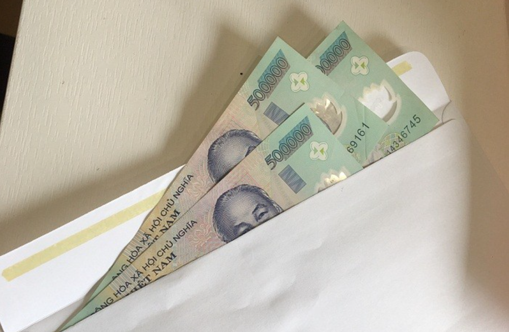 3 công an bị chủ spa Phan Thị Thúy sinh năm 1990 lừa hơn 2 tỷ  - ảnh 1