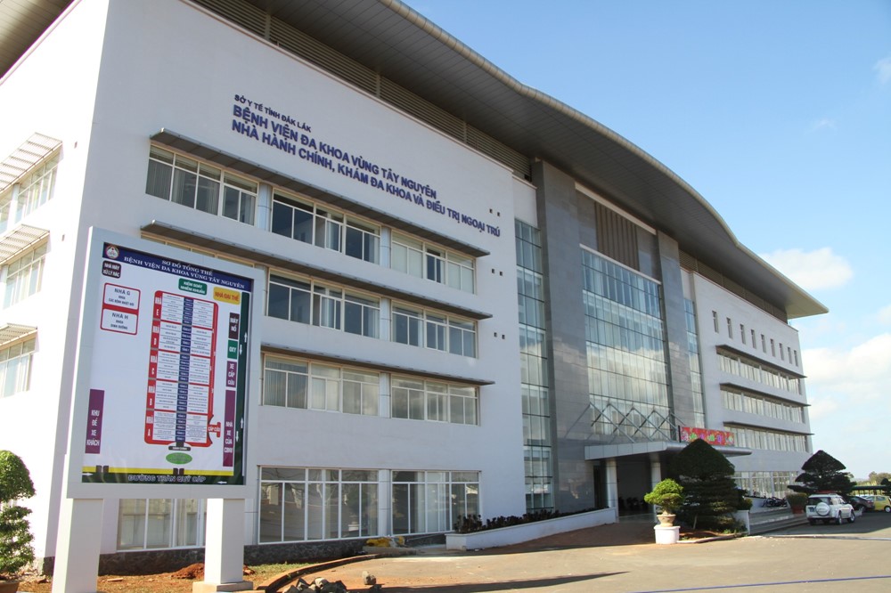 Khởi tố cán bộ công an Phan Văn Ánh và 4 bác sĩ - ảnh 1