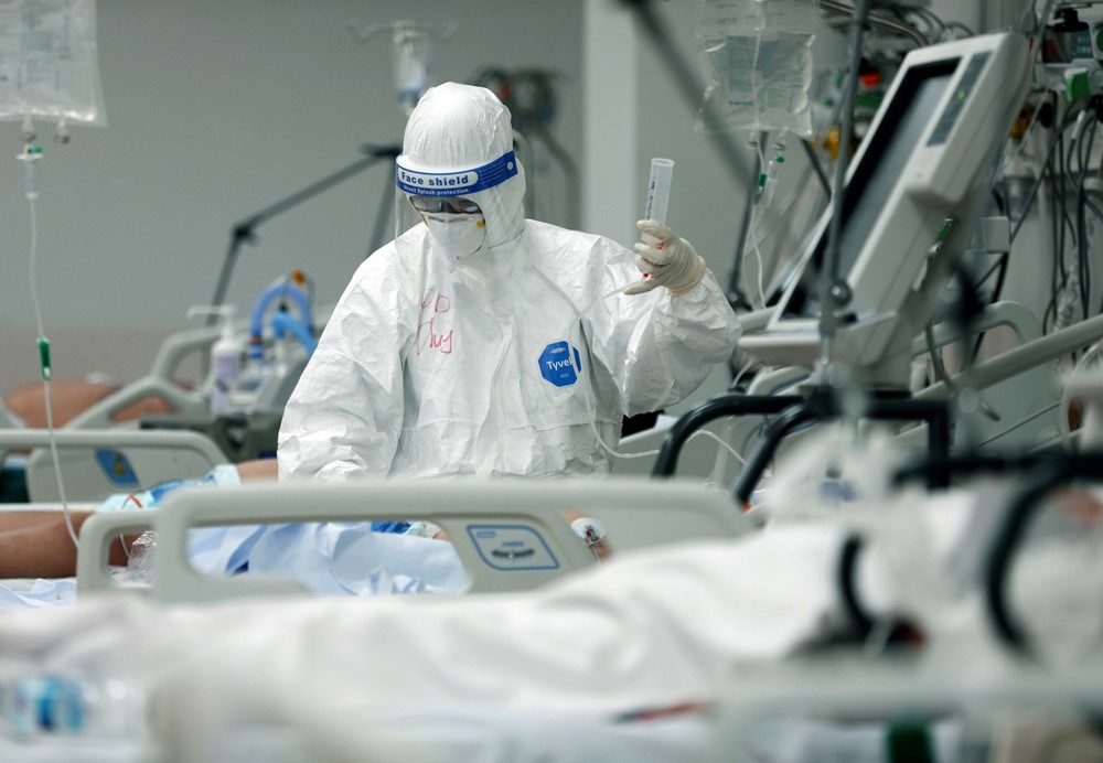 Bộ Y tế ra công văn hỏa tốc, yêu cầu các đơn vị, địa phương tập trung thực hiện nhiệm vụ cấp thiết - ảnh 1