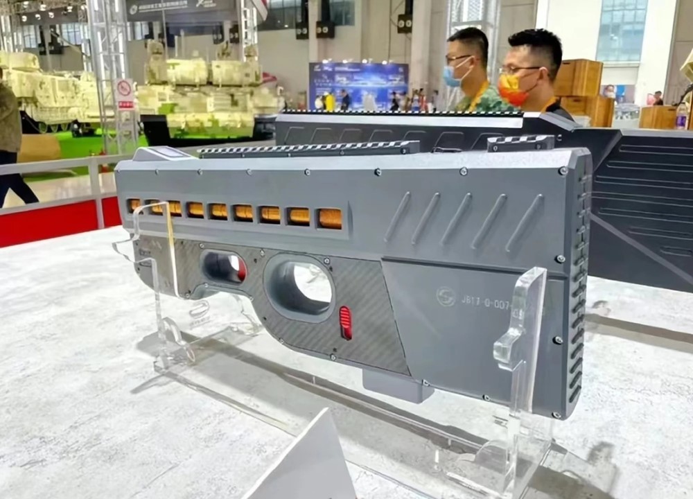 Vượt Mỹ, láng giềng Việt Nam chế tạo thành công khẩu súng điện từ nhanh nhất thế giới có thể bắn tới 3.000 viên đạn/phút - ảnh 2