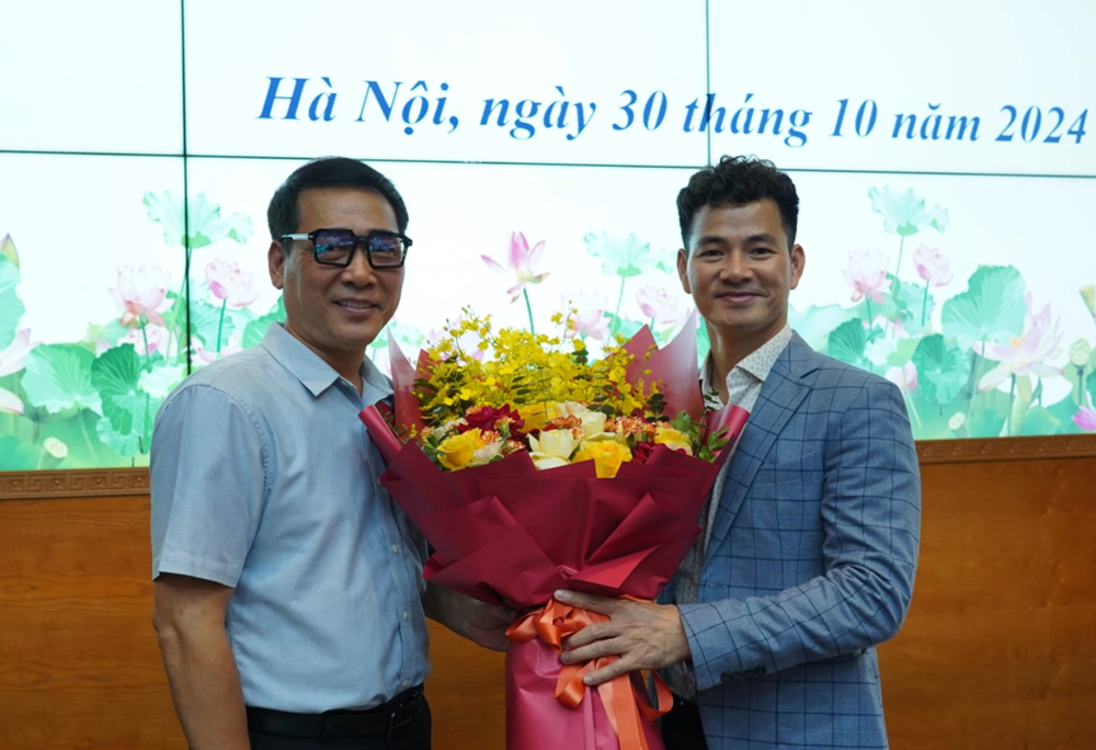 Nam NSƯT kế nhiệm Xuân Bắc làm Giám đốc Nhà hát Kịch Việt Nam: Bị ‘ghét cay ghét đắng’ vì 1 vai diễn, từng góp mặt trong loạt phim truyền hình đình đám - ảnh 2